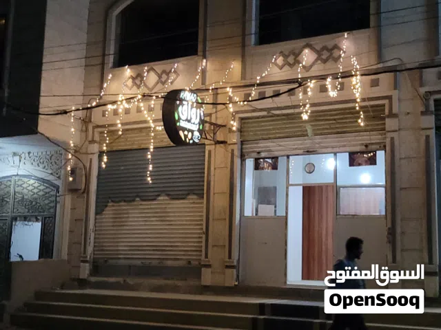للبيع: ديكور كافيه متكامل (أبواب، لوحة، رخام، خشب) -  جديد - بسعر مغري-سعوان - صنعاء