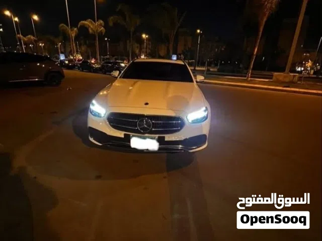 Mercedes Benz E200 2021  الفئة: أفانجارد L (النسخة الطويلة)