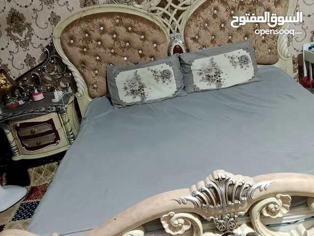 غرفه نوم هيه والمندر 800 7قطع بيها