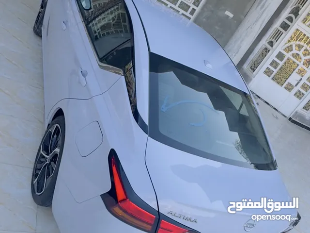 نيسان اليتما