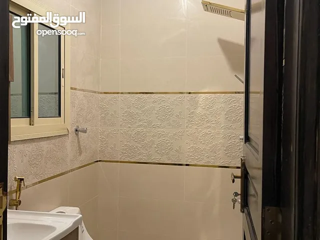 150 m2 4 Bedrooms Apartments for Rent in Al Madinah Al Aridh