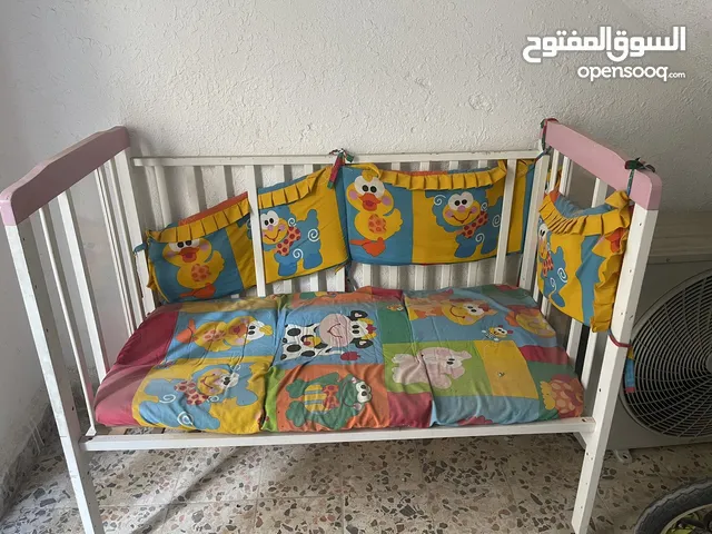 سرير أطفال