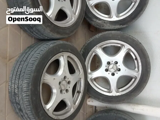 إطارات موسيدس S للبيع نظيفه من دون نفضه والشكل من دون غسيل نفس ما موضح ف الصور 150ريال قابل