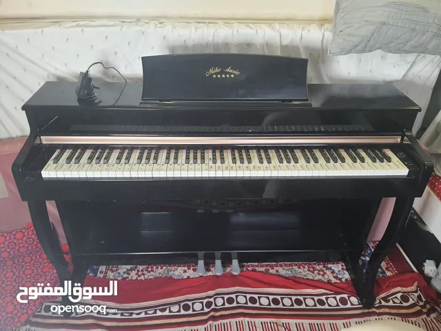 mike music piano