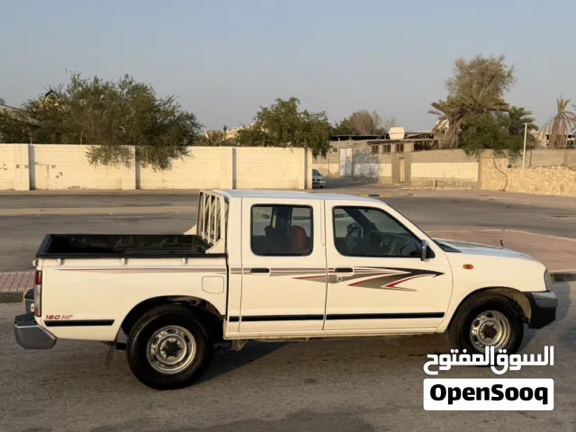 للبيع بيكب نيسان 2016