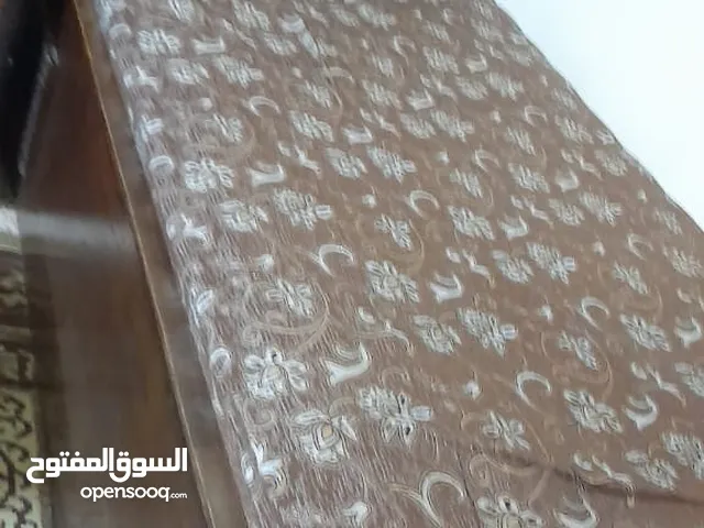 تخت وسجلونه