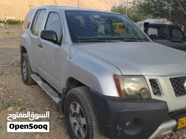 2012 نيسان X-تيرا Platinum