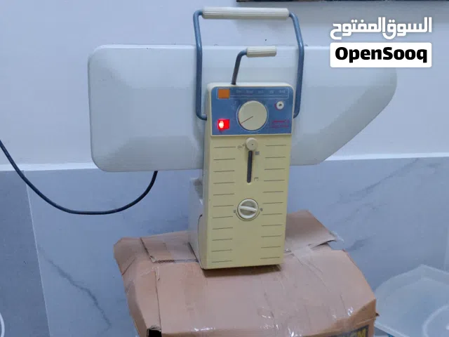 old model iron box