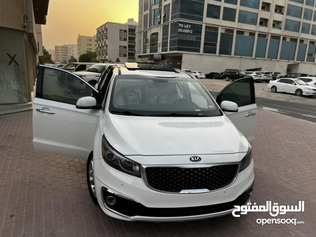 KIA SEDONA 2015 FULL OPTION  Top Of The Line SXL