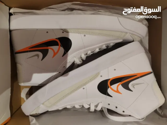 Nike air blazers size 44