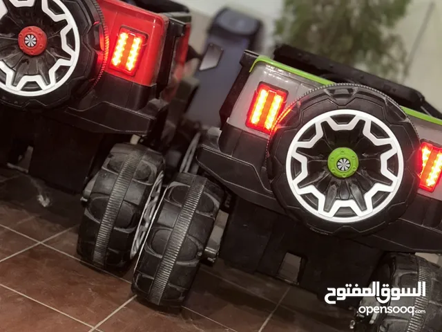 2 سيارات للبيع الحاله ممتازة   حجم الكبير مش الصغير مرسيدس وباذن الله مع الشاري مانقصروش