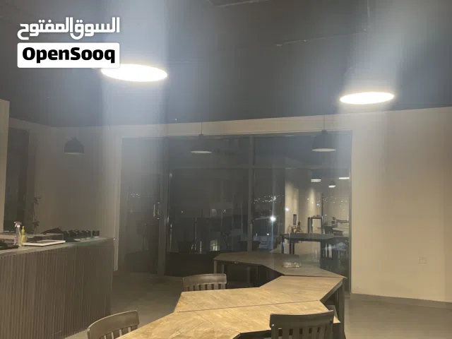 طاولات للبيع