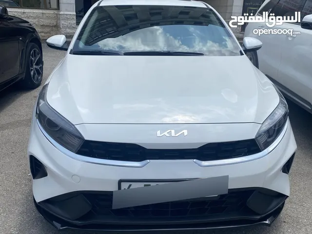 كيا سيراتو بريميوم 2022