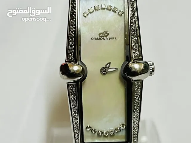 “Diamond Hill Luxury Timepiece – Model 23923, Swiss-Inspired Design, Elegant Stainless Steel Finish”