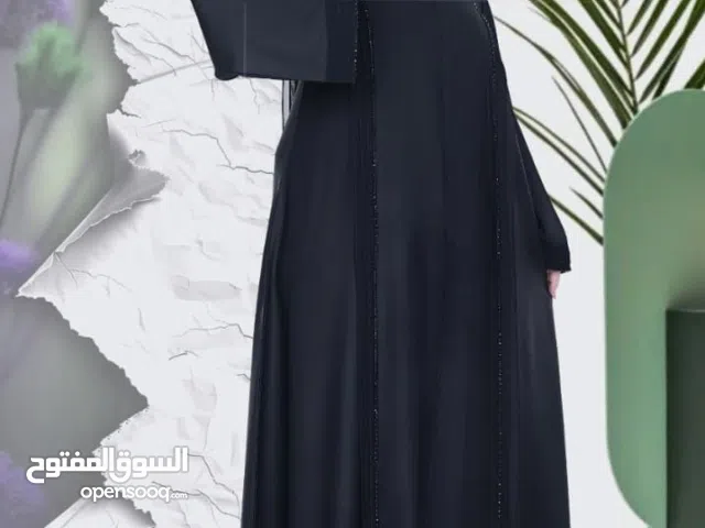 قماش التك تك الاصلي عباية تجمع بين الأناقة والأنوثة الراقية  تألّقي بإطلالة تأسر الأنظار مع هذه العب