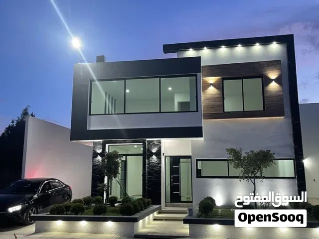 300 m2 More than 6 bedrooms Townhouse for Rent in Basra Jaza'ir