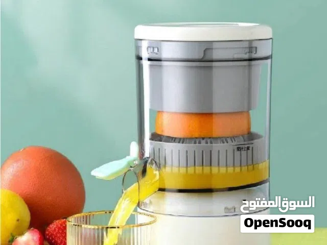 عصارة فواكه كهربائية لاسلكية محمولة