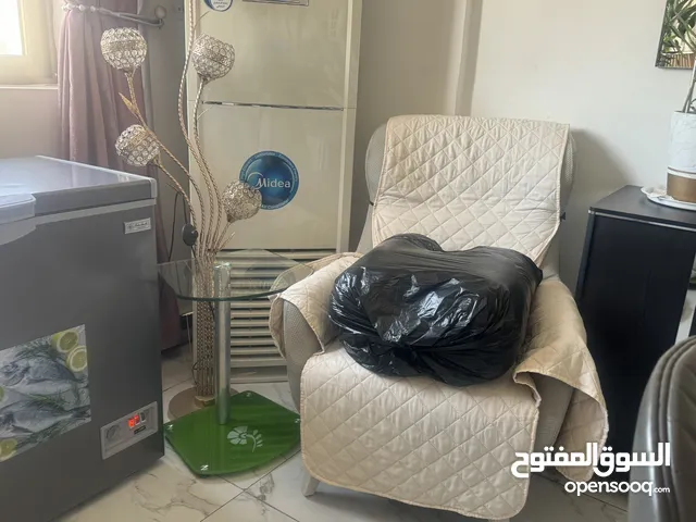 اثاث مستعمل بس نظيف