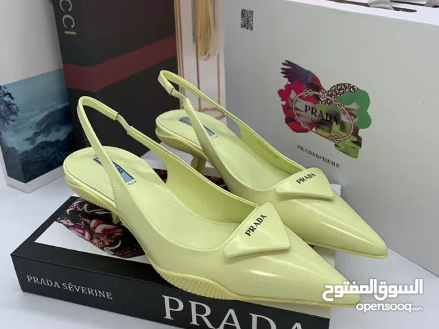 escarpin prada original en jaune