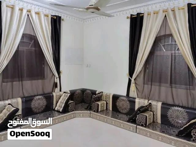 200 m2 3 Bedrooms Apartments for Rent in Aden Other