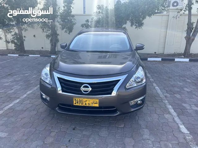 Used Nissan Altima in Al Dakhiliya