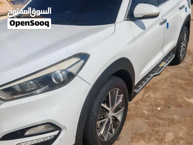 2016 Hyundai Tucson Standard