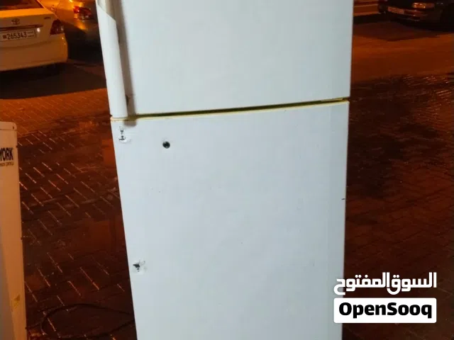 fridge for sale good condition and working properly good with warranty with delivery