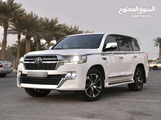 Toyota Land Cruiser Grand Touring GXR V8 2021