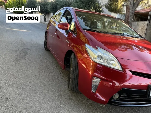 2014 تويوتا بريوس Prius