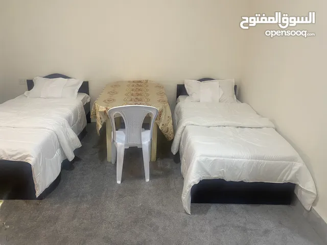 250 m2 5 Bedrooms Townhouse for Rent in Doha Fereej Bin Omran
