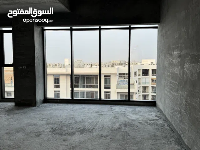 مكتب للايجار في مسقط هيلز وتخفيض لأول سنة , مساحة 100 متر فرصة ! ايجار مسقط هيلز