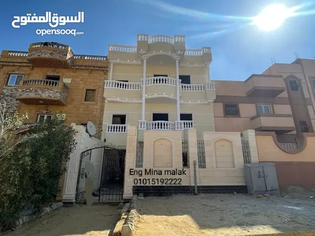 75 m2 5 Bedrooms Townhouse for Sale in Giza 6th of October