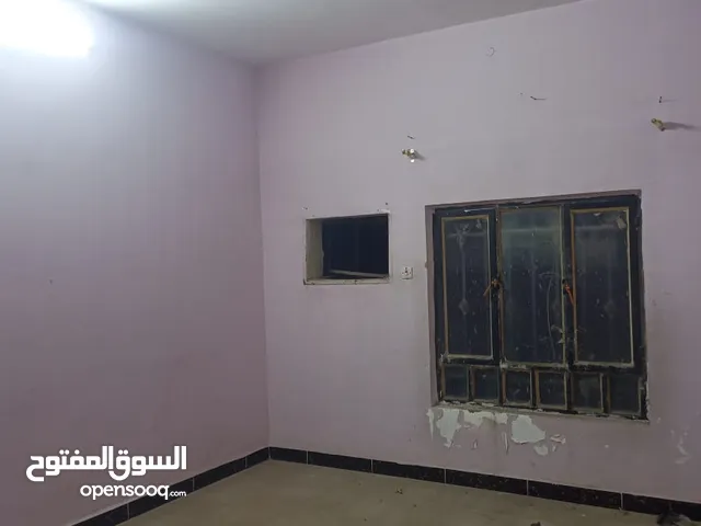 120 m2 2 Bedrooms Apartments for Rent in Basra Saie
