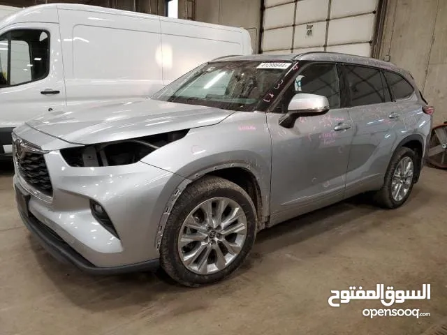 Toyota Highlander 2020 in Al Dakhiliya