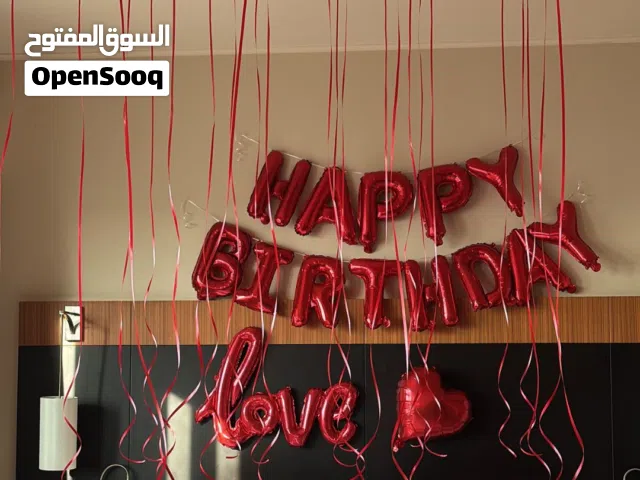 تنظيم اعياد ميلاد وزواج في الفنادق مع عدد كبير من الورد الطبيعي