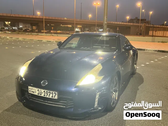 2014 نيسان Z 370