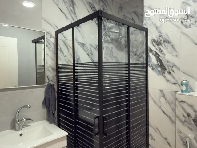 135 m2 3 Bedrooms Apartments for Rent in Ramallah and Al-Bireh Ein Musbah