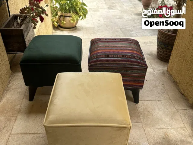 مقاعد مميزه ( بفات) الوان واقمشه متعدده