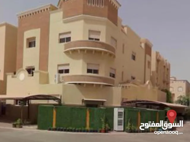 400 m2 More than 6 bedrooms Villa for Sale in Kuwait City Jaber Al Ahmed