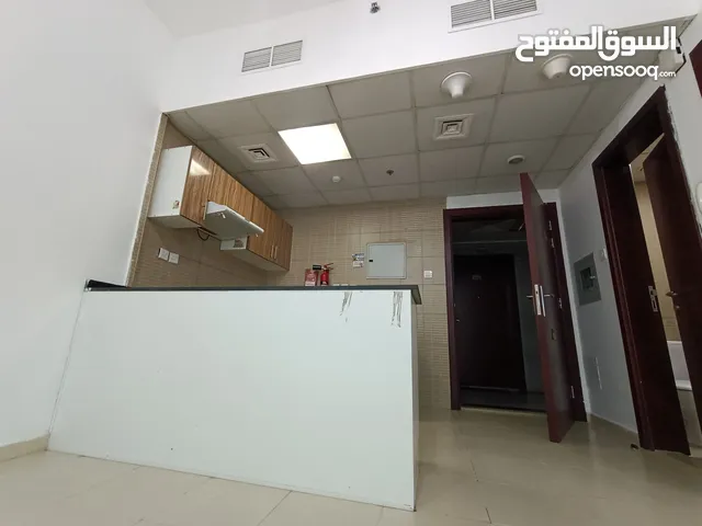 757ft 1 Bedroom Apartments for Sale in Ajman Al Naemiyah