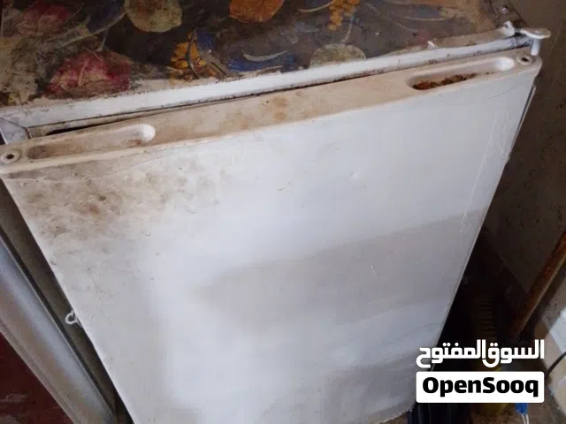 ثلاجه صغيره نضعيف