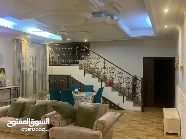 فيلا بموقع هاديء في الخوض