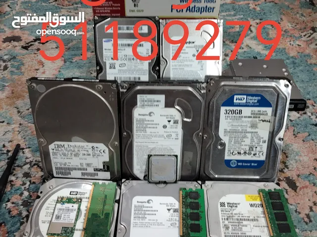 قطع غيار كمبيوتر للبيع نصه شغال ونص التاني عايز متابعه للتواصل الرقم موجود على الصوره