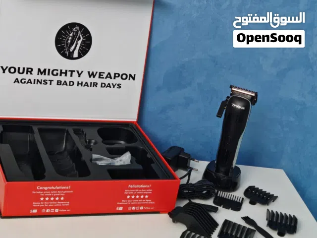 ماكينة حلاقة احترافية مميزة  بحالة الوكالة