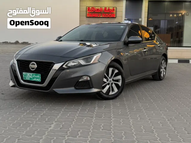 Used Nissan Altima in Al Batinah