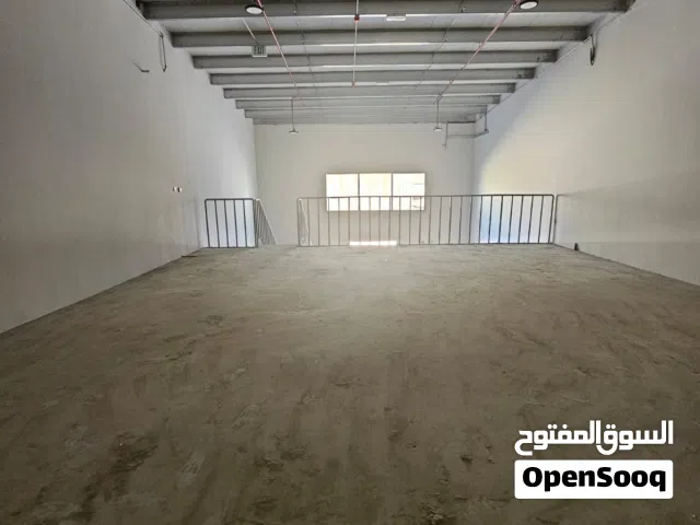 مستودع جديد للإيجار السنوي في عجمان الصناعية 1