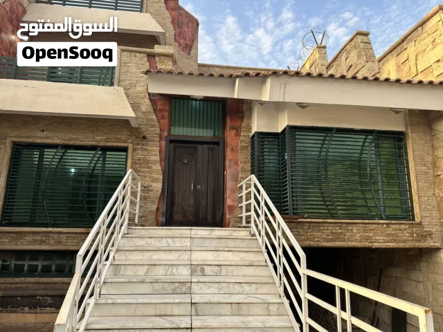 دار  سكني تجاري للايجار مساحة 330 م موقع كرادة شارع 62