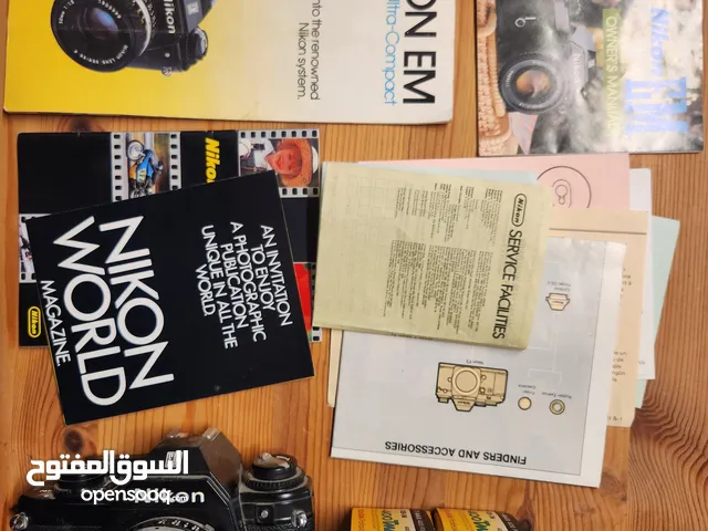 كاميرا قديمة Nikon EM