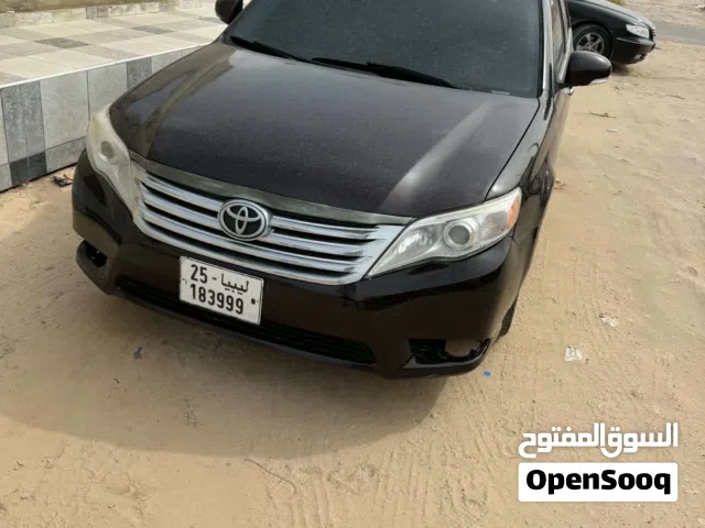 2011 تويوتا افالون XLE