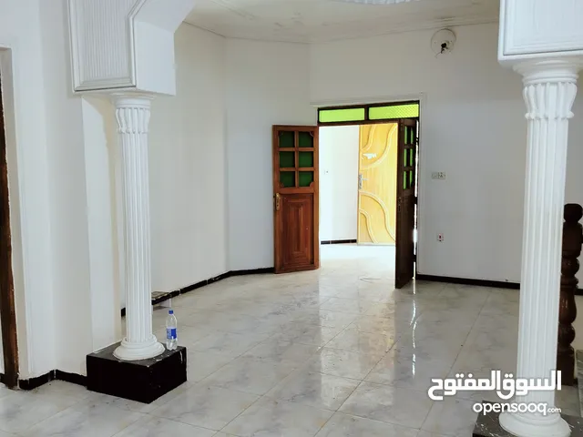 بيت الايجار العباسيه موقع قرب شارع الجزائر